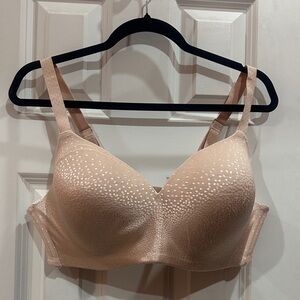 NWOT Wacoal Beige Women's Bra size 38DD